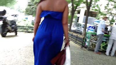 ກິນແລະ stretching pussy ຂອງນາງແຫນ້ນ