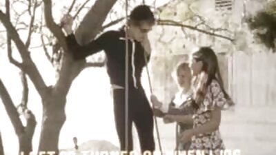 tits ໃຫຍ່ 36C ຂອງ ຂ້າ ພະ ເຈົ້າ ແລະ ຮ່າງ ກາຍ ທີ່ ເຫມາະ sexy